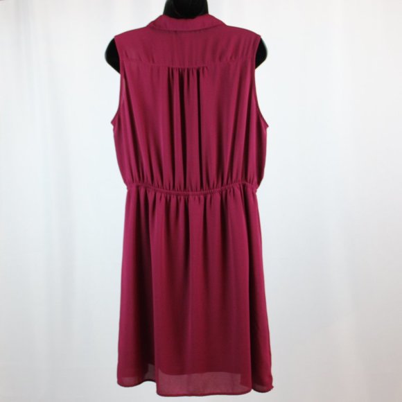 BURGUNDY CARLALITE DRESS - Picture 2 of 10
